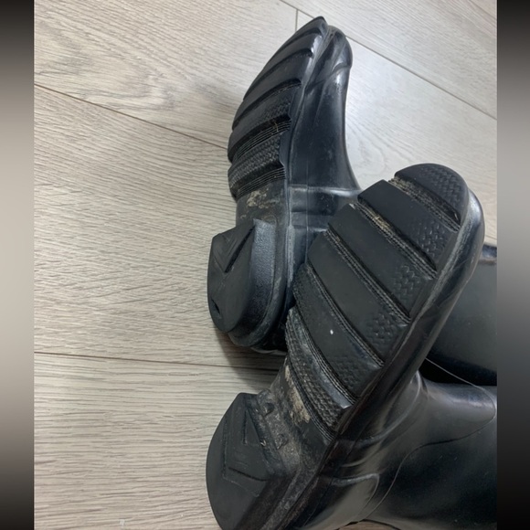 Hunter Black Original Tall Gloss Rain Boots - Picture 9 of 13